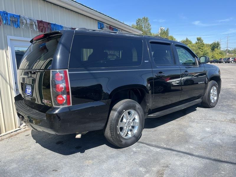 GMC Yukon XL SLT 1/2 Ton 4WD 2014