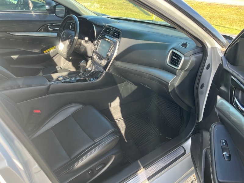 Nissan Maxima 3.5 SV 2018