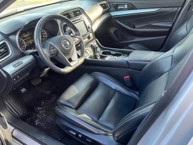 Nissan Maxima 3.5 SV 2018