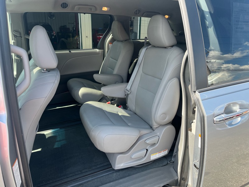 Toyota Sienna  2017 Toyota Sienna  2017