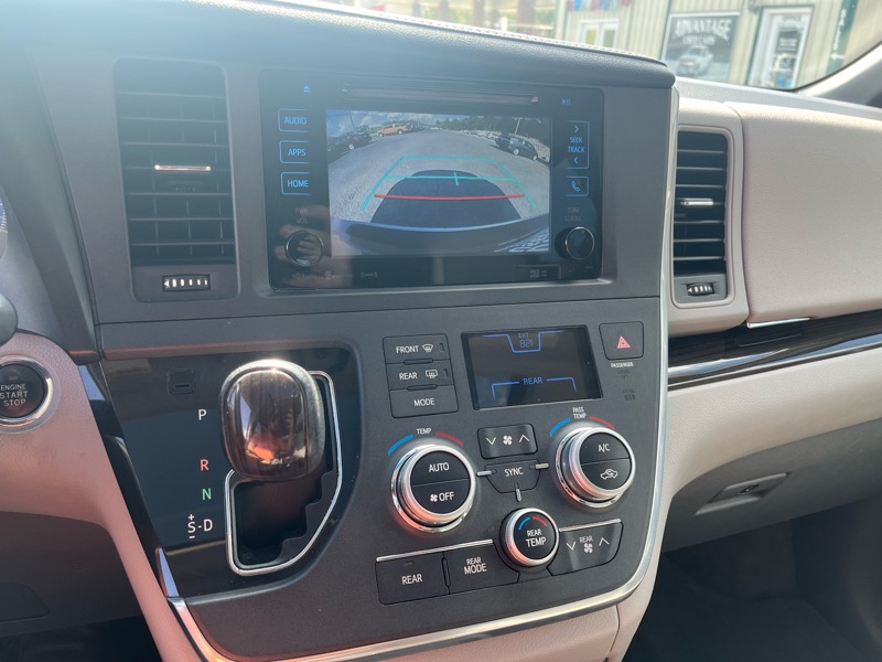 Toyota Sienna  2017 Toyota Sienna  2017