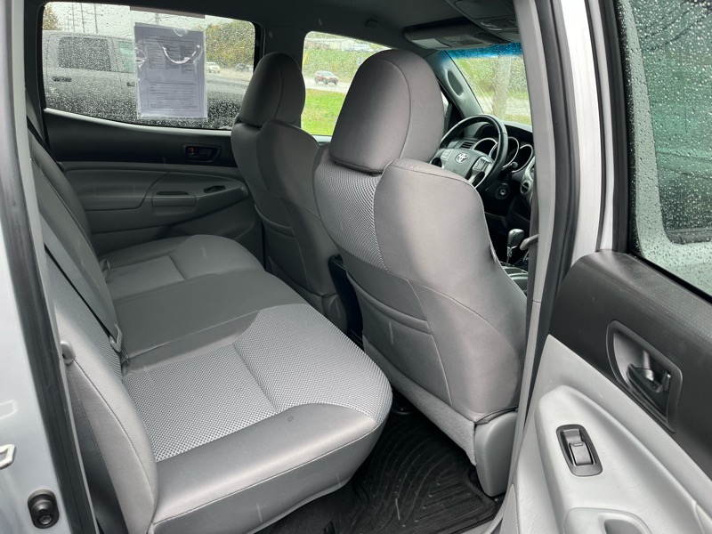 Toyota Tacoma Double Cab Long Bed V6 Auto 4WD 2012 Toyota Tacoma Double Cab Long Bed V6 Auto 4WD 2012