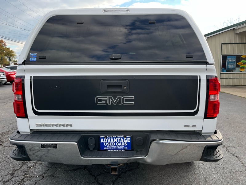 GMC Sierra 1500 SLE Crew Cab Long Box 4WD 2015 GMC Sierra 1500 SLE Crew Cab Long Box 4WD 2015