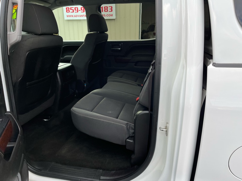 GMC Sierra 1500 SLE Crew Cab Long Box 4WD 2015 GMC Sierra 1500 SLE Crew Cab Long Box 4WD 2015