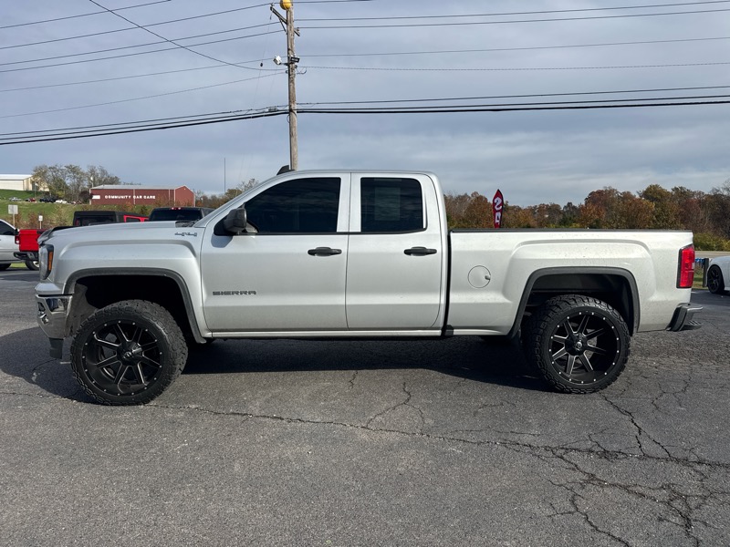 2017 GMC Sierra 1500 Base Double Cab 4WD