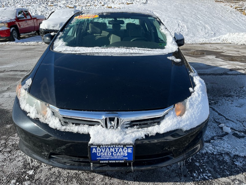 Honda Civic LX Sedan 5-Speed AT 2012