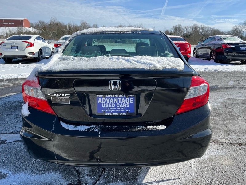 Honda Civic LX Sedan 5-Speed AT 2012