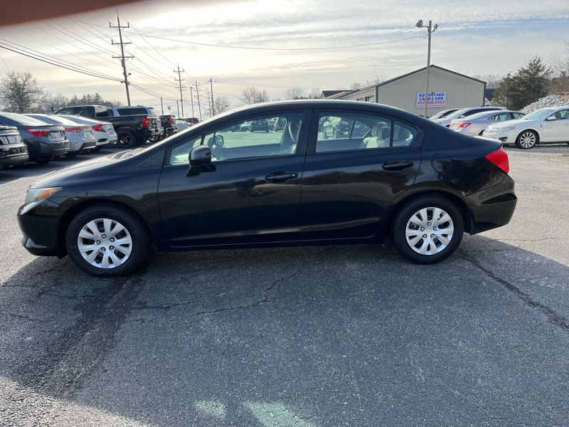 Honda Civic LX Sedan 5-Speed AT 2012