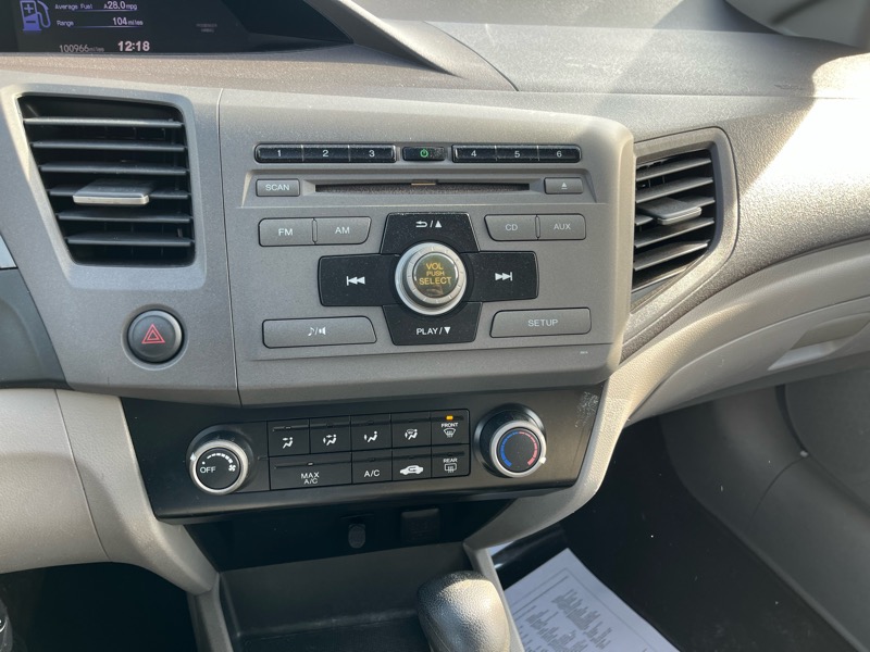 Honda Civic LX Sedan 5-Speed AT 2012