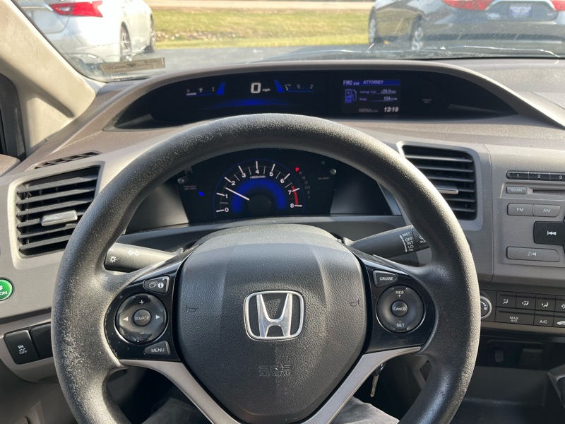 Honda Civic LX Sedan 5-Speed AT 2012