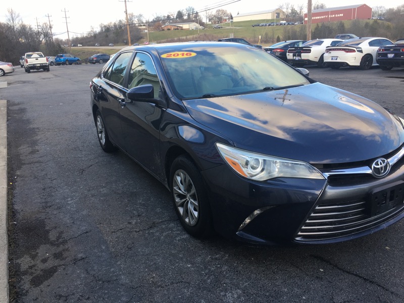 Toyota Camry LE 2016