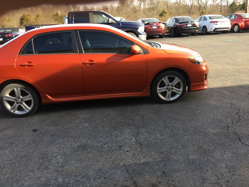 Toyota Corolla S 4-Speed AT 2013