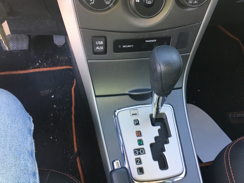 Toyota Corolla S 4-Speed AT 2013