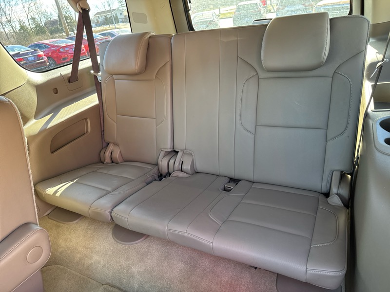 Chevrolet Suburban Premier 4WD 2017