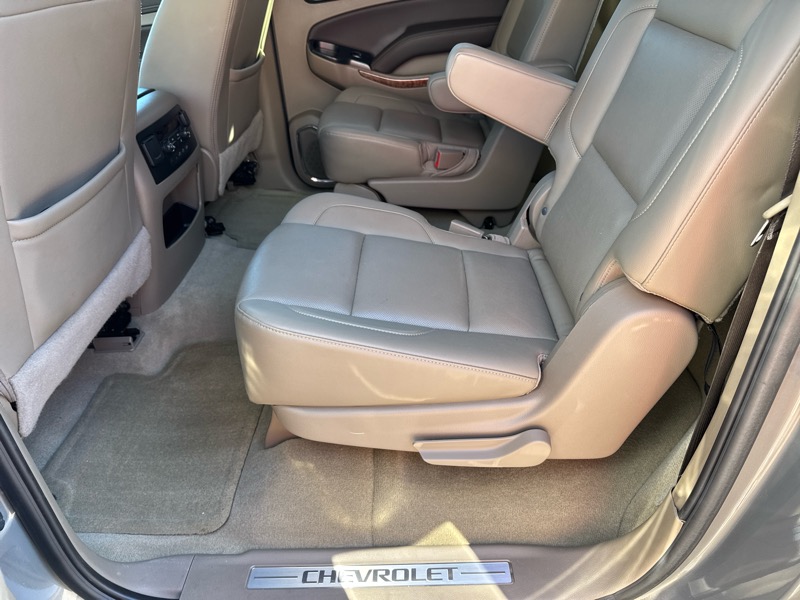 Chevrolet Suburban Premier 4WD 2017