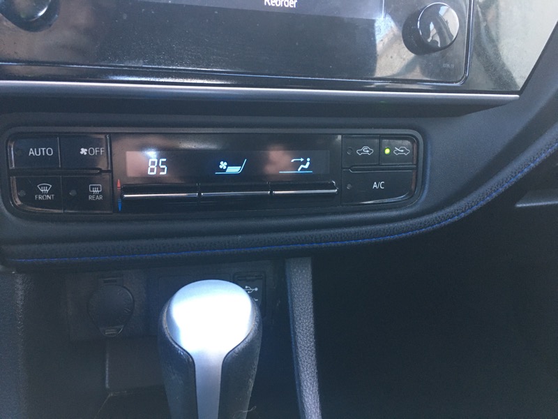 Toyota Corolla SE CVT 2017