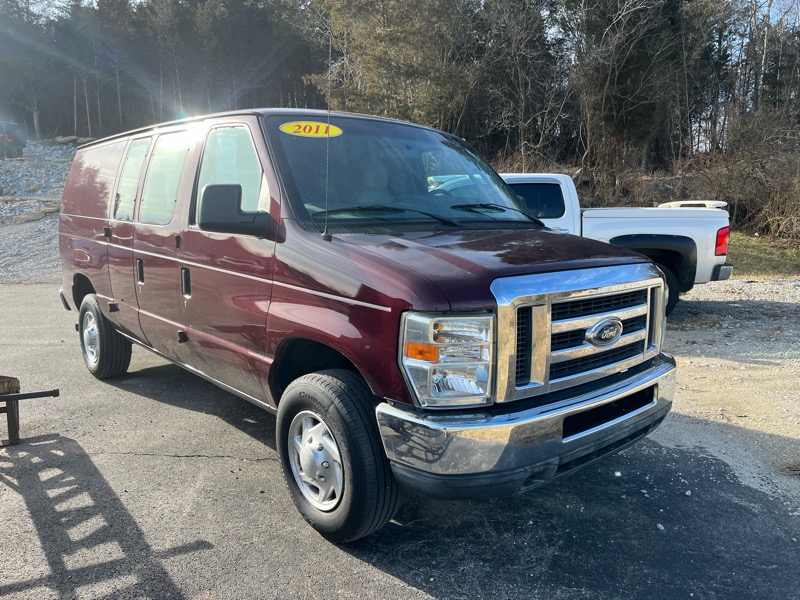 Ford Econoline E-250 2011