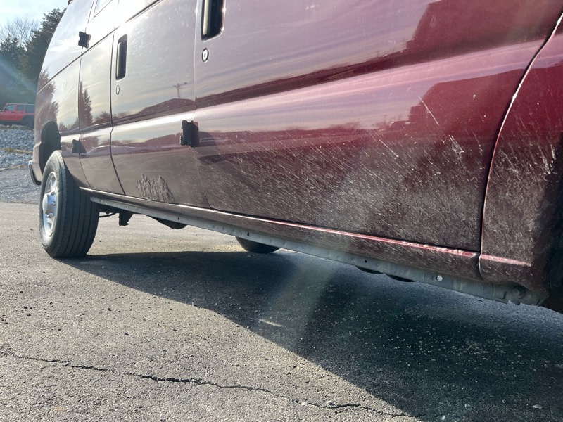 Ford Econoline E-250 2011