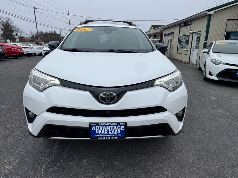 Toyota RAV4 SE 4WD 2017