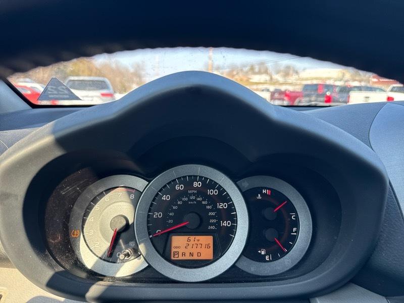 Toyota RAV4 Limited V6 2WD 2009