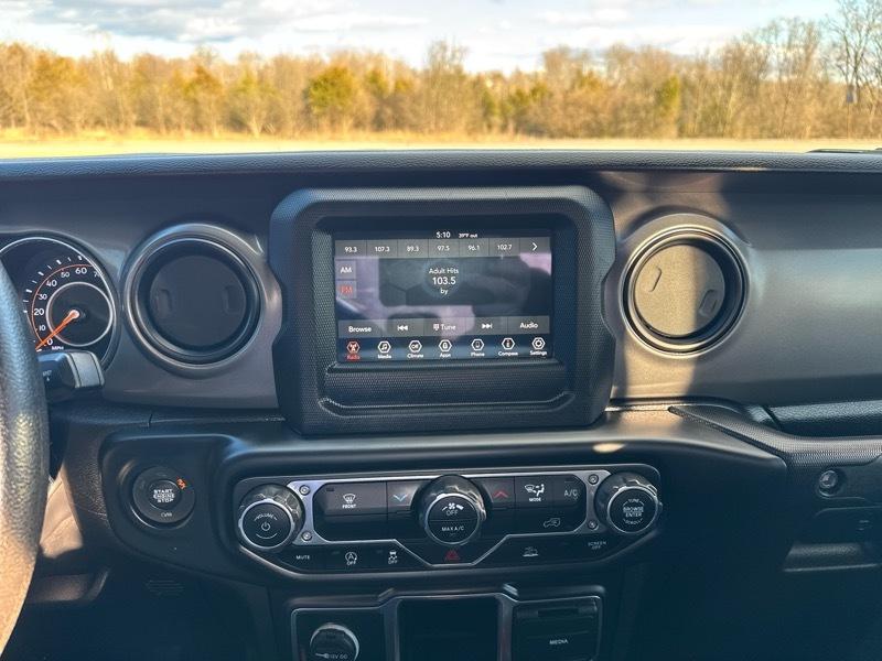 Jeep Gladiator Sport 2023