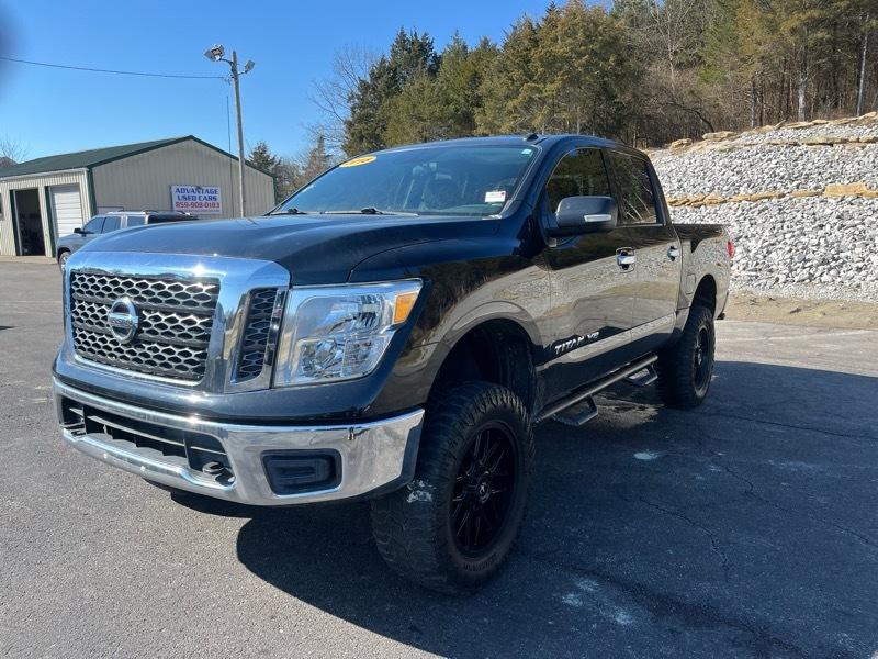 Nissan Titan S Crew Cab 4WD 2018