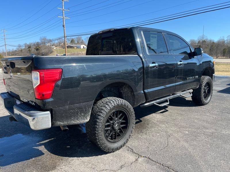 Nissan Titan S Crew Cab 4WD 2018