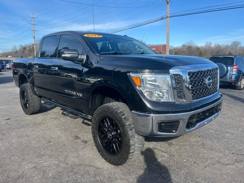 Nissan Titan PRO-4X Crew Cab 4WD SWB 2018