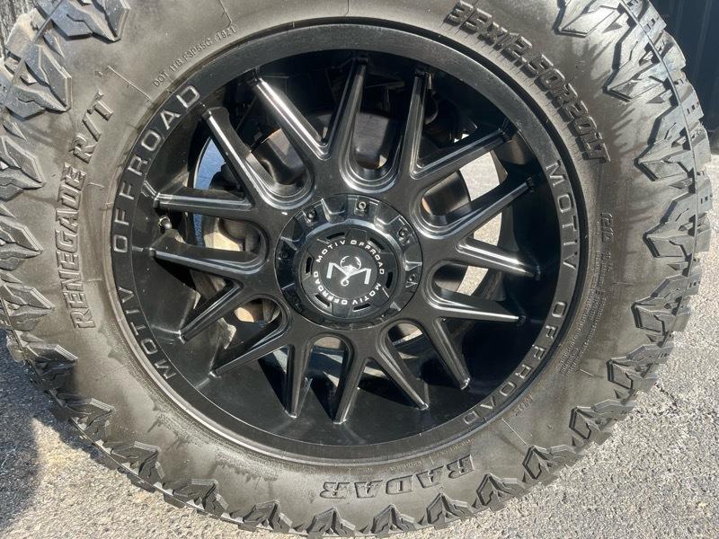 Nissan Titan PRO-4X Crew Cab 4WD SWB 2018