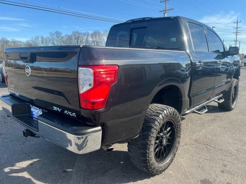 Nissan Titan PRO-4X Crew Cab 4WD SWB 2018