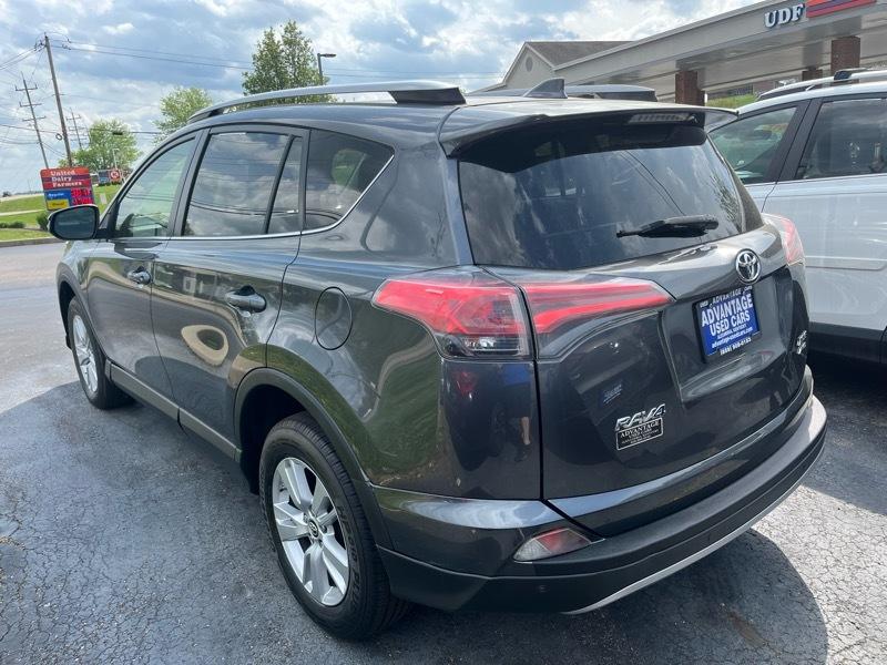 Toyota RAV4 XLE AWD 2017