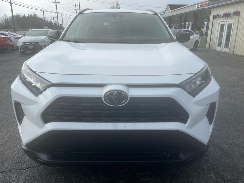 Toyota RAV4 LE AWD 2019
