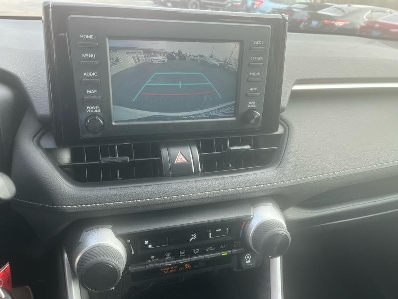 Toyota RAV4 LE AWD 2019