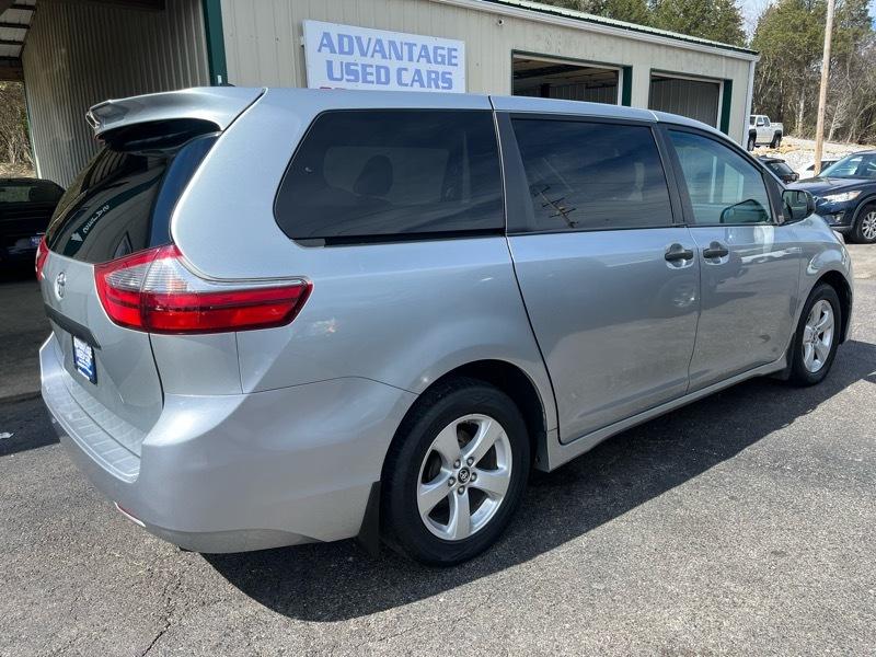 Toyota Sienna L 7-Passenger 2020