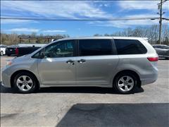 2020 Toyota Sienna 