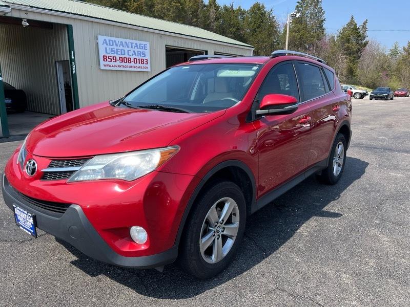 Toyota RAV4 XLE FWD 2015