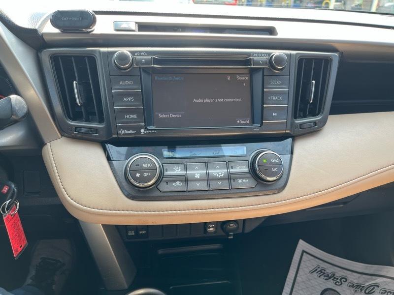 Toyota RAV4 XLE FWD 2015