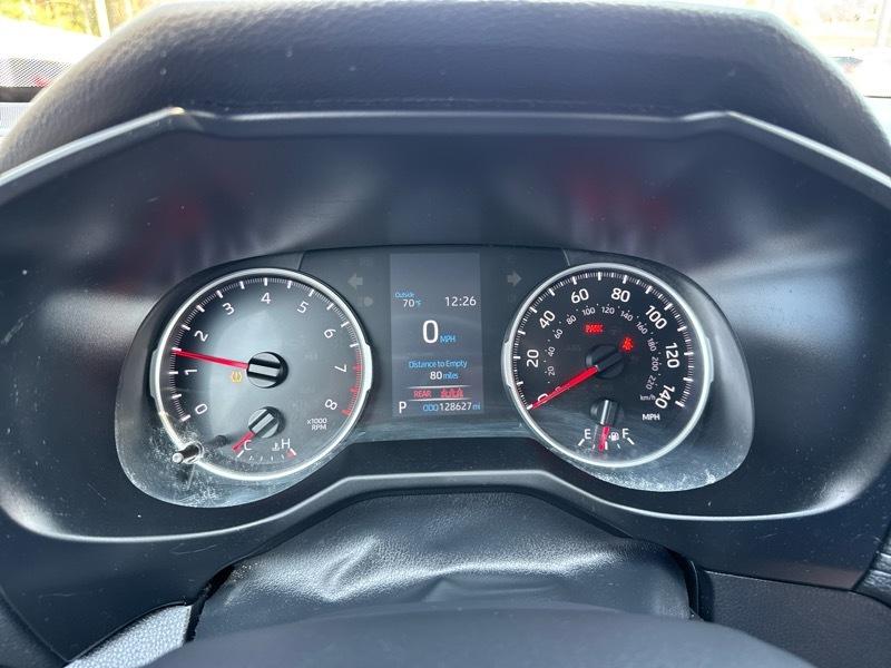 Toyota RAV4 LE AWD 2021