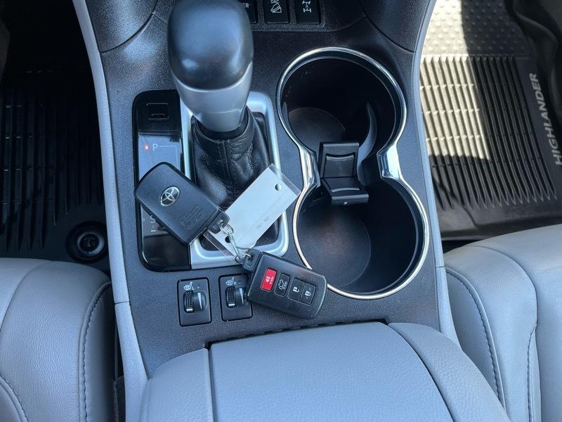 Toyota Highlander XLE AWD V6 2018