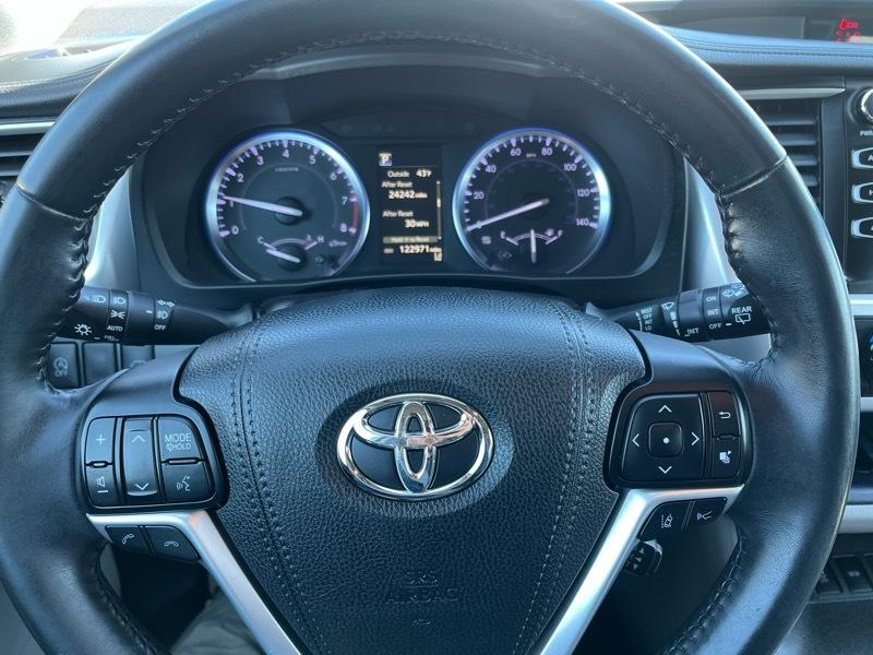 Toyota Highlander XLE AWD V6 2018
