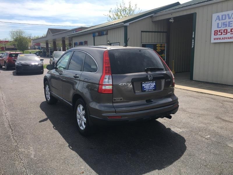 Honda CR-V SE 4WD 5-Speed AT 2011