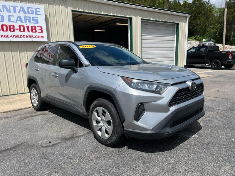 Toyota RAV4 LE 2019