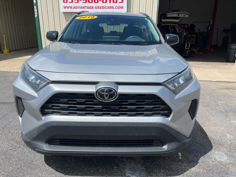 Toyota RAV4 LE 2019