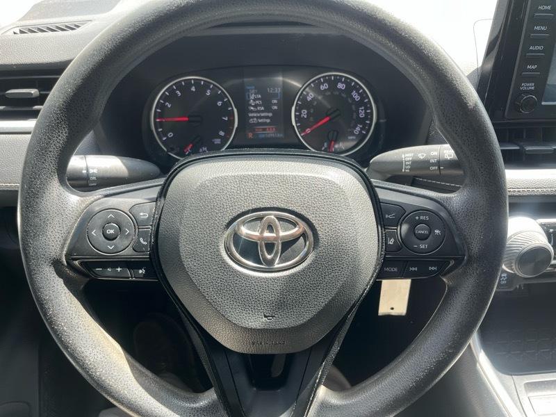 Toyota RAV4 LE 2019