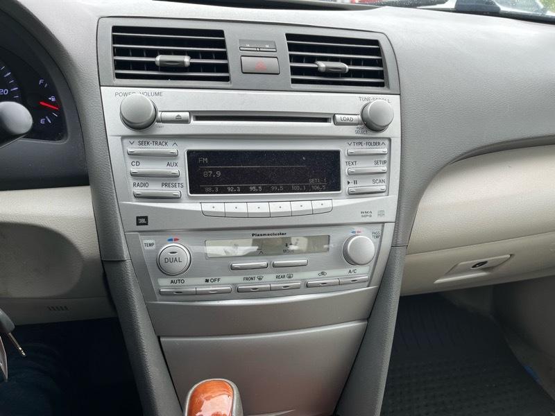 Toyota Camry  2010