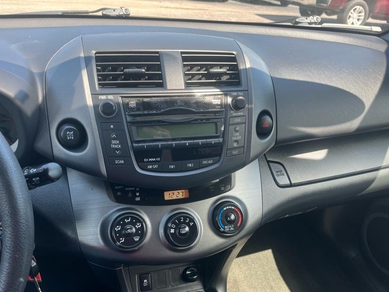Toyota RAV4 Sport I4 4WD 2011