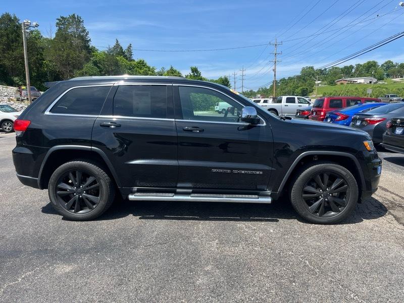 2019 Jeep Grand Cherokee Laredo 4WD