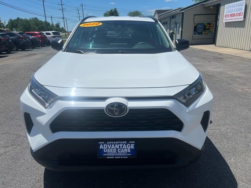 Toyota RAV4 LE AWD 2020