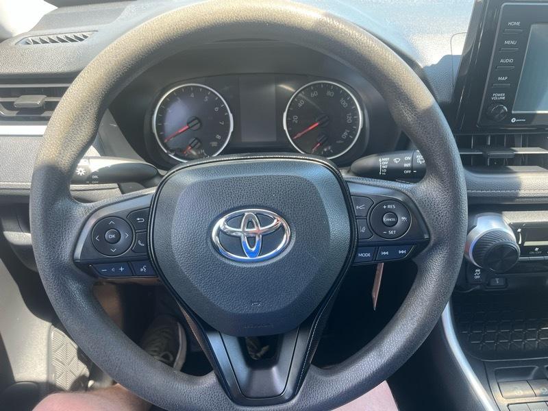 Toyota RAV4 LE AWD 2020