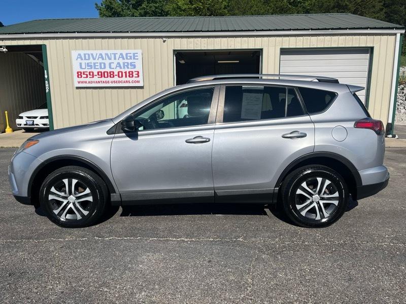 2017 Toyota RAV4 LE AWD